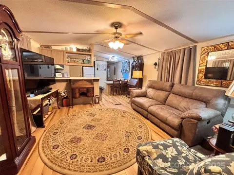 1890 Bud Tilley Rd, Pinnacle, NC 27043 photo 14