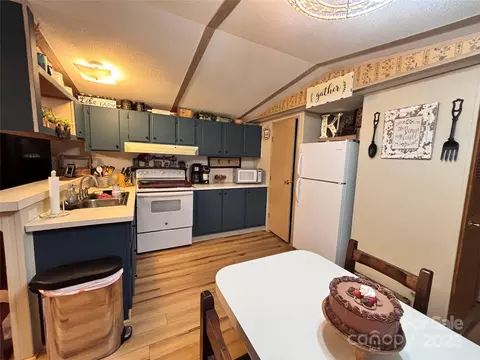 1890 Bud Tilley Rd, Pinnacle, NC 27043 photo 18