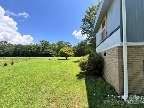 1890 Bud Tilley Rd, Pinnacle, NC 27043 photo 23