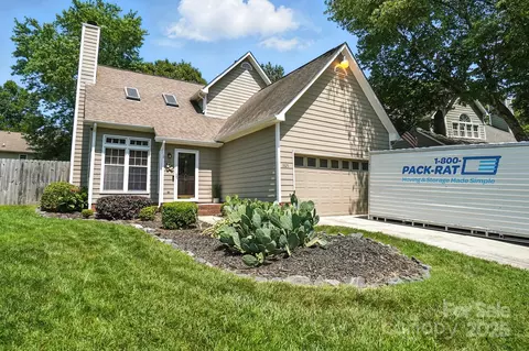 3325 Fortis Ln, Matthews, NC 28105