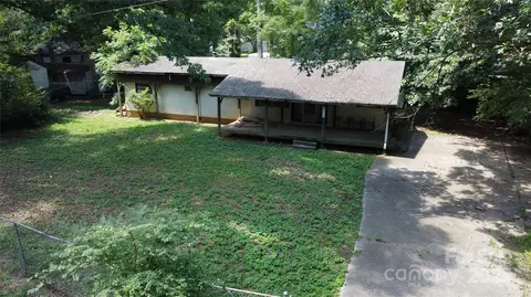 13930 Hardwood Pl, Matthews, NC 28105