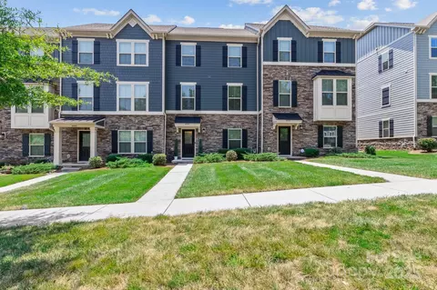 4440 Carteret St, Charlotte, NC 28205