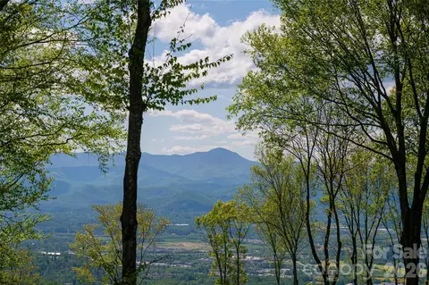 000 Laurel Ledge 23 Way #23, Fletcher, NC 28732