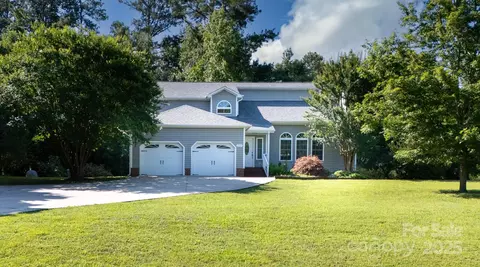 2949 Glenstone Dr, Rock Hill, SC 29730