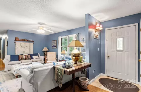 809 E Main St, Shelby, NC 28150 photo 2