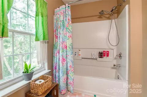 Bath - 1274 Winding Path Rd, Clover, SC 29710 photo 4 of 4