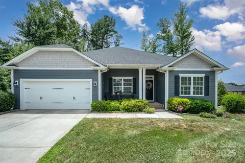 7718 Village Pkwy, Locust, NC 28097