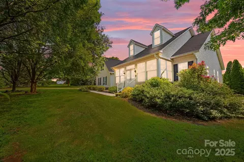 315 Talon Dr, Salisbury, NC 28147