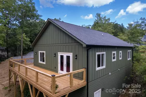 Exterior - 288 Blue Cedar 9 Rd #9, Sylva, NC 28779 photo 7 of 10