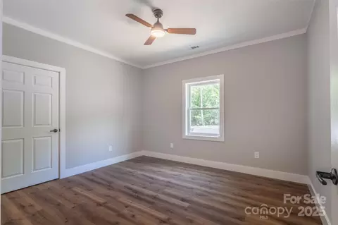 Bedroom - 288 Blue Cedar 9 Rd #9, Sylva, NC 28779 photo 4 of 4