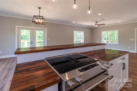 Kitchen - 288 Blue Cedar 9 Rd #9, Sylva, NC 28779 photo 5 of 5