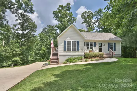 175 Northwood Dr, Elkin, NC 28621