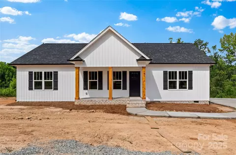 287 Stonybrook Dr, Lexington, NC 27295