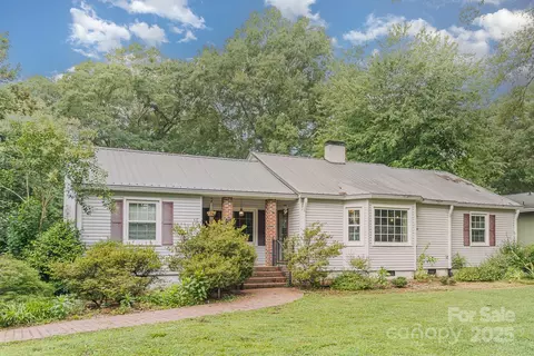 705 Townsend Ave, Gastonia, NC 28052