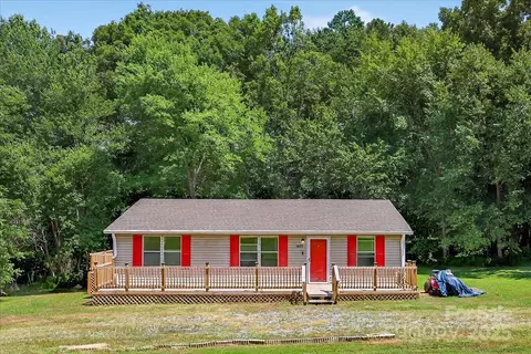 2611 Dallas Stanley Hwy, Stanley, NC 28164
