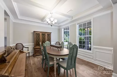 Dining - 10906 Angler Ct, Davidson, NC 28036 photo 1 of 2