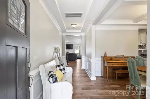 Entry Way - 10906 Angler Ct, Davidson, NC 28036 photo 1 of 6