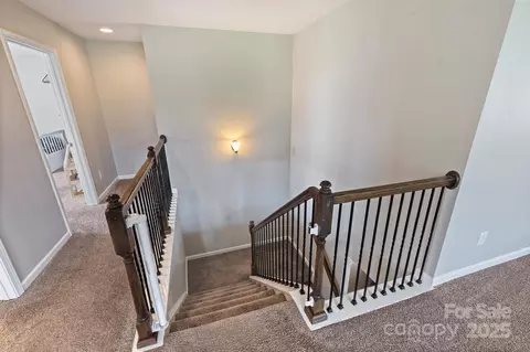 Entry Way - 10906 Angler Ct, Davidson, NC 28036 photo 6 of 6