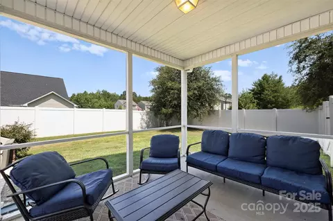 Exterior - 10906 Angler Ct, Davidson, NC 28036 photo 3 of 6