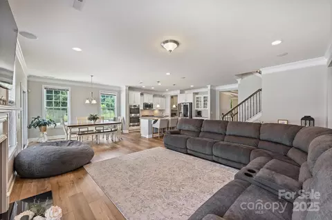 Living - 10906 Angler Ct, Davidson, NC 28036 photo 2 of 2