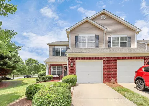 2309 Calabassas Ln, Matthews, NC 28105
