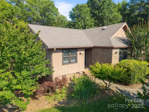 2680 Heavens Ct, Fort Mill, SC 29715