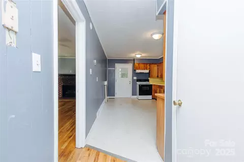 Entry Way - 185 Waycaster Rd, Marion, NC 28752 photo 1 of 1