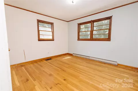 Bedroom - 185 Waycaster Rd, Marion, NC 28752 photo 5 of 7