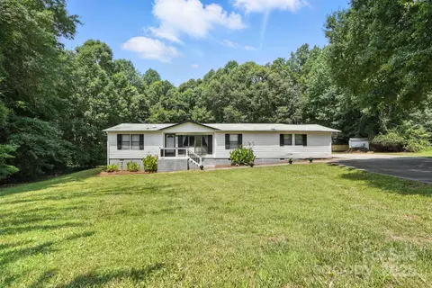 222 Laramie Dr, Stanley, NC 28164