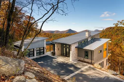 52 Hidden Grouse Ln, Sapphire, NC 28774