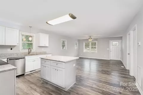 8107 Smith Rd, Kannapolis, NC 28081 photo 8