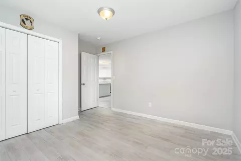 8107 Smith Rd, Kannapolis, NC 28081 photo 9