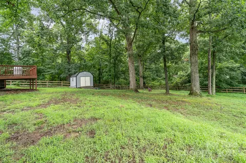 8107 Smith Rd, Kannapolis, NC 28081 photo 24