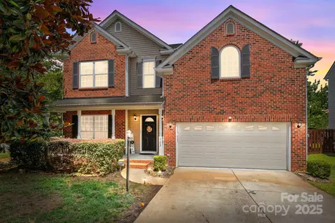 103 Royalton Rd, Mooresville, NC 28115