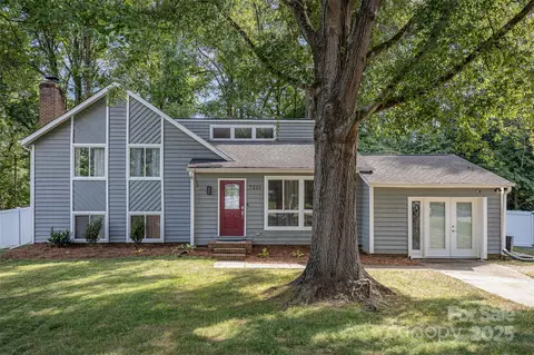 7215 Connan Ln, Charlotte, NC 28226
