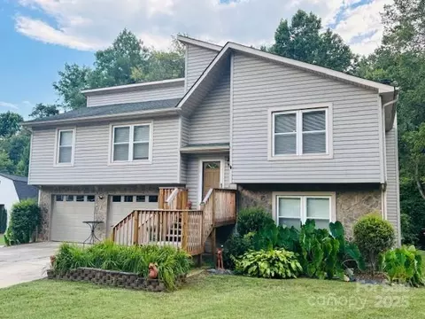 6340 Ellesmere Ct, Mint Hill, NC 28227
