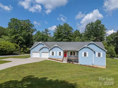 321 Benjamins 48 Way #48, Hendersonville, NC 28792