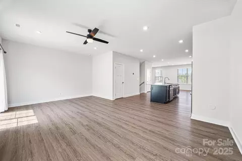 2040 Dornoch Rd, Tega Cay, SC 29708 photo 9