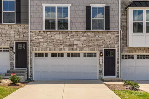2040 Dornoch Rd, Tega Cay, SC 29708 photo 2