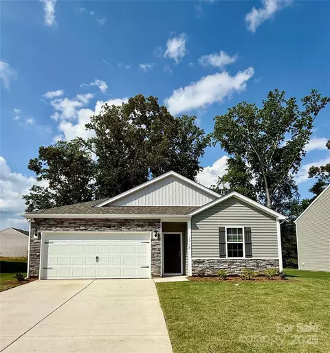 3518 Cramer Creek Dr, Gastonia, NC 28056