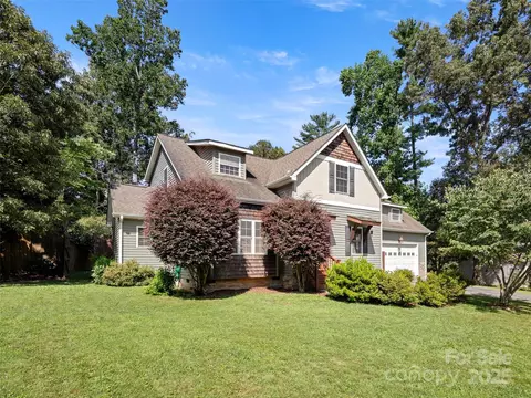 60 Jericho Ridge Rd, Fletcher, NC 28732