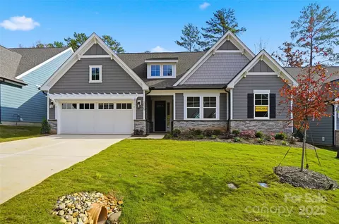 3025 Cedar Falls Dr, Waxhaw, NC 28173