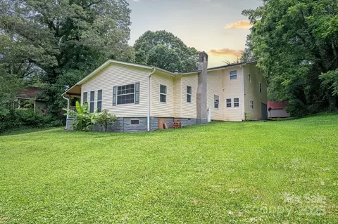 4200 Mineral Ave, Winston Salem, NC 27105