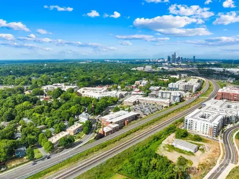 501 E 37th E St #E, Charlotte, NC 28205 photo 30
