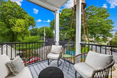 501 E 37th E St #E, Charlotte, NC 28205 photo 3