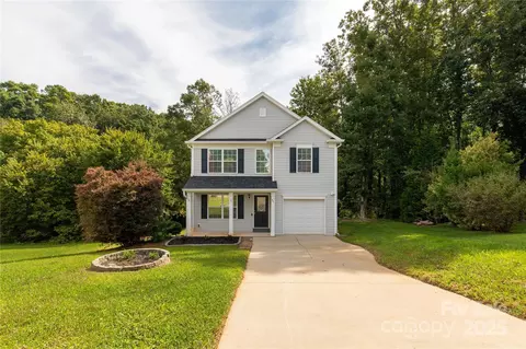 961 Poplar Forest Rdg, Clover, SC 29710