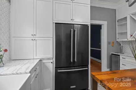 Kitchen - 560 Concord Rd, Davidson, NC 28036 photo 5 of 8