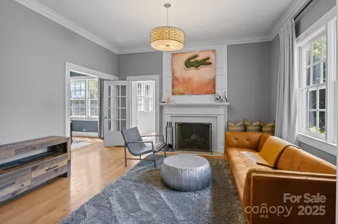 Living - 560 Concord Rd, Davidson, NC 28036 photo 1 of 2