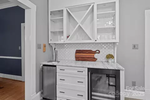 Kitchen - 560 Concord Rd, Davidson, NC 28036 photo 4 of 8