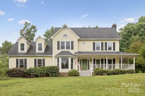 851 Tanglewood Ne Dr NE, Concord, NC 28025